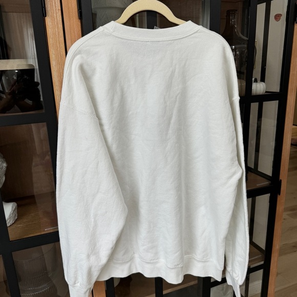 Bad Bunny heart embroidered crewneck sweatshirt pullover un verano sin ti tour - Picture 6 of 6